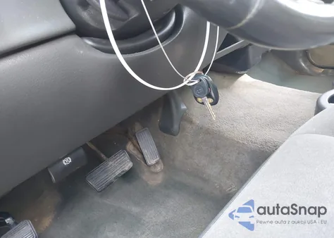 2003 Chevrolet Silverado 1500 Ls from USA, damaged, VIN 2GCEC19V131365376